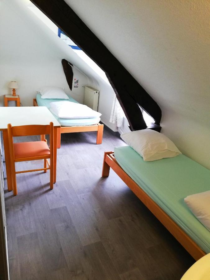 Auberge De Jeunesse Hi 폰티비 외부 사진